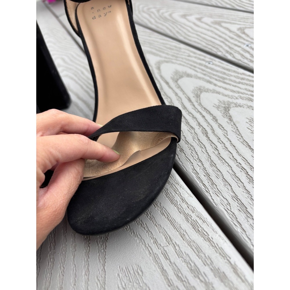 A New Day Black Suede Ankle Strap Block Heel Sandals Women's Size 9 - Picture 10 of 11